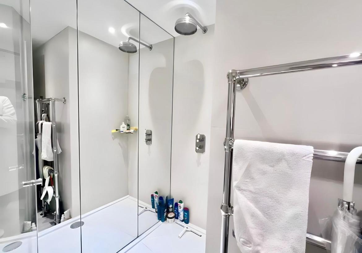 Kensington Luxury Apartments Londra Esterno foto