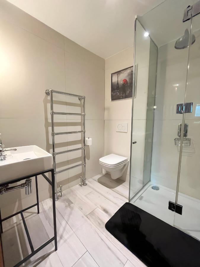 Kensington Luxury Apartments Londra Esterno foto